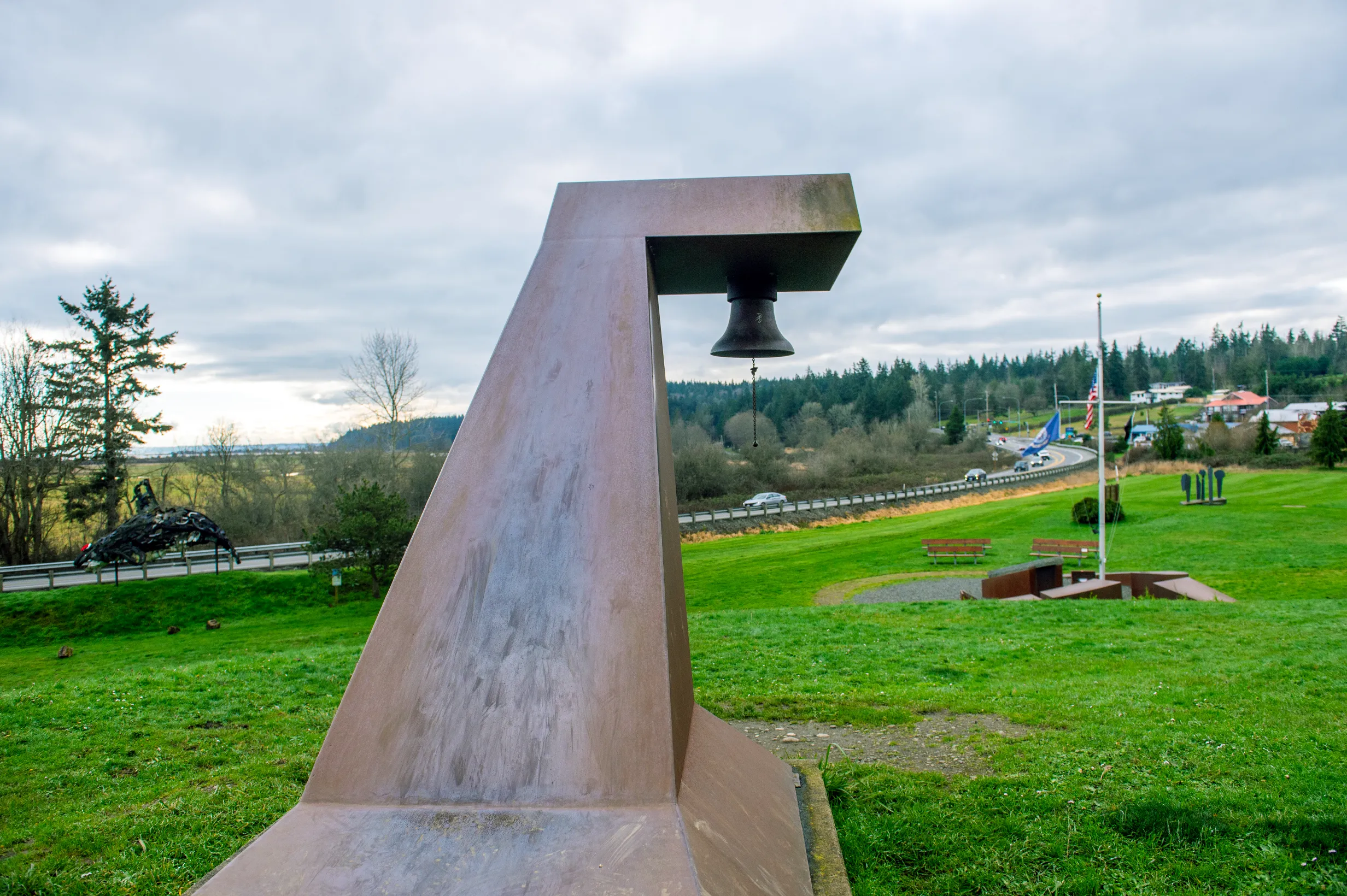 Bell from USS Cape Mears — photo 6